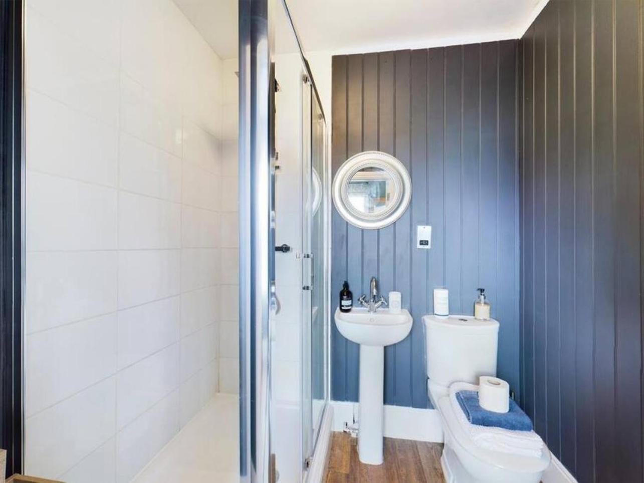Captain'S Quarters - Stunning Sea Views Apartment Margate Bagian luar foto